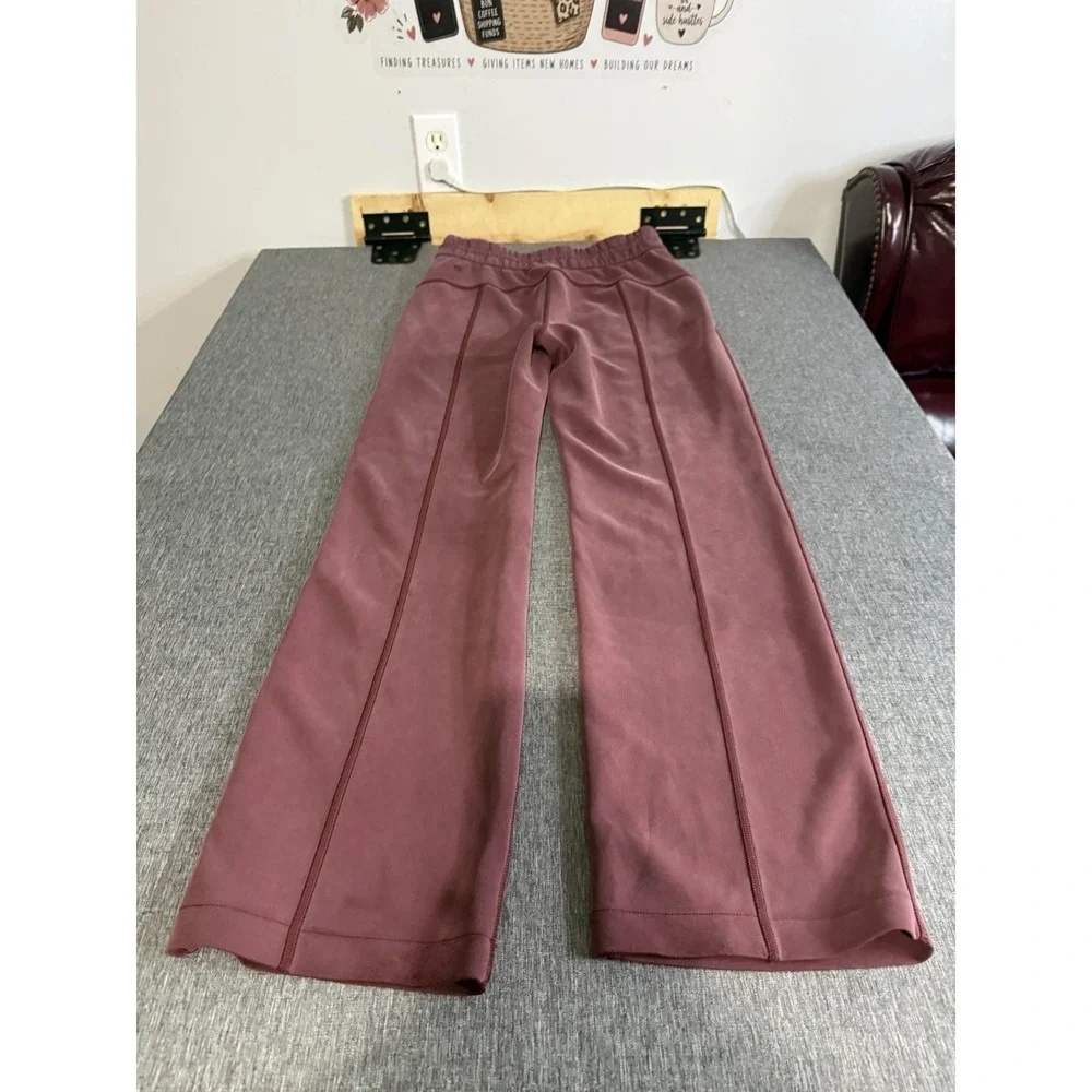 Lululemon women's Softstreme High Rise Maroon Pants Sz 6